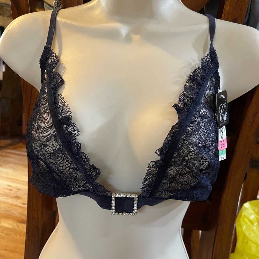 Cabaret Lingerie XL, new with tags, sexy bralette